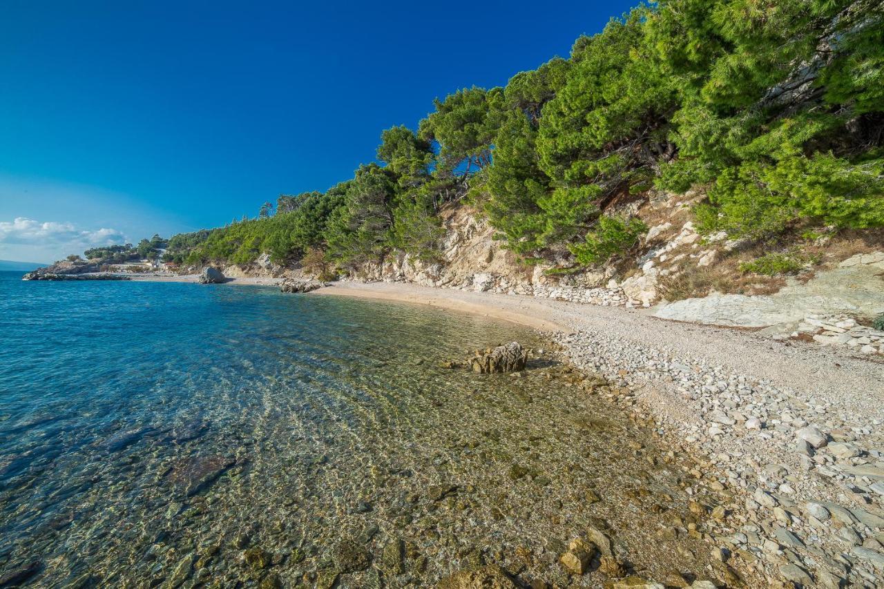Apartmani Pava Omis Luaran gambar