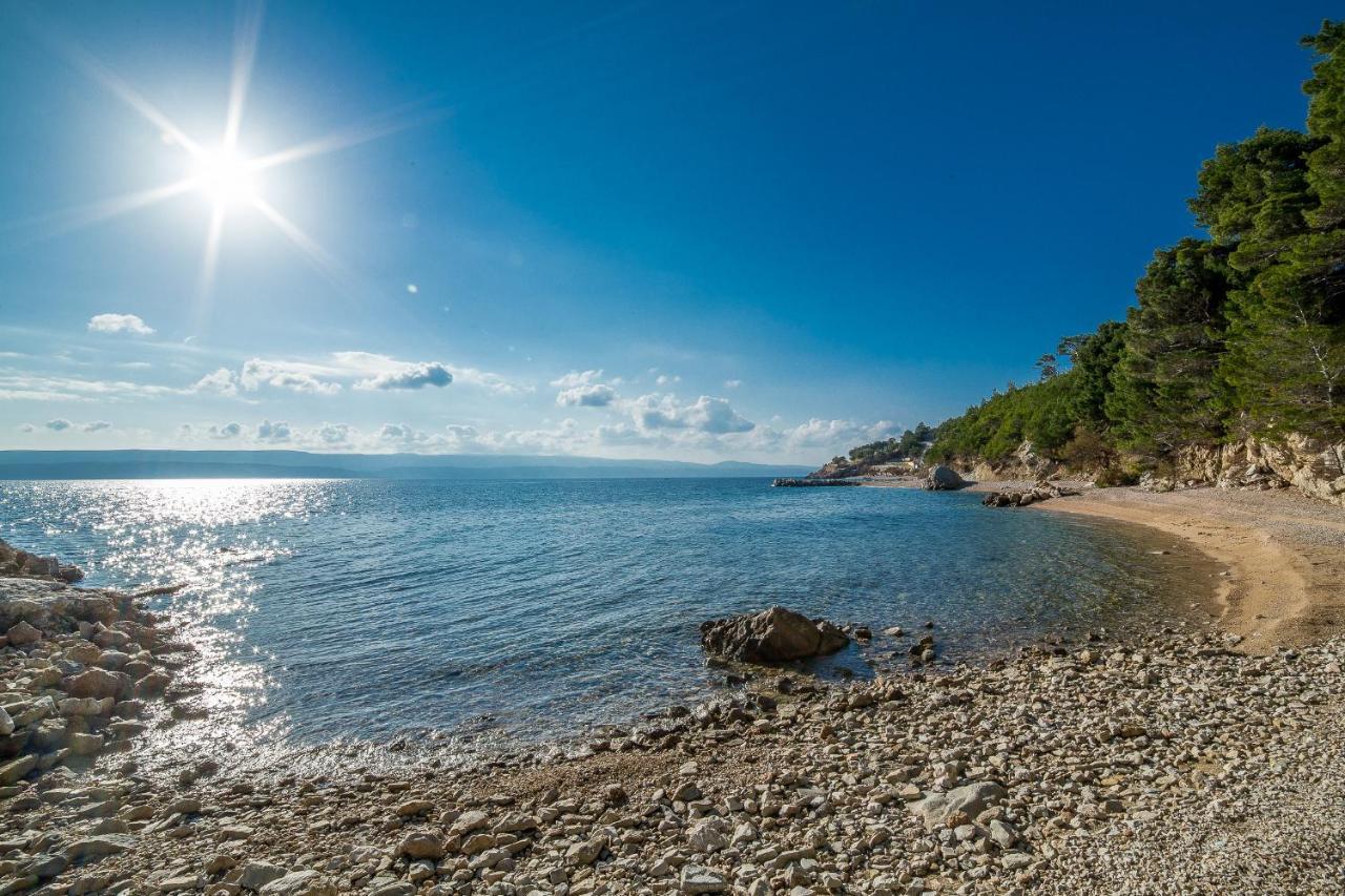 Apartmani Pava Omis Luaran gambar